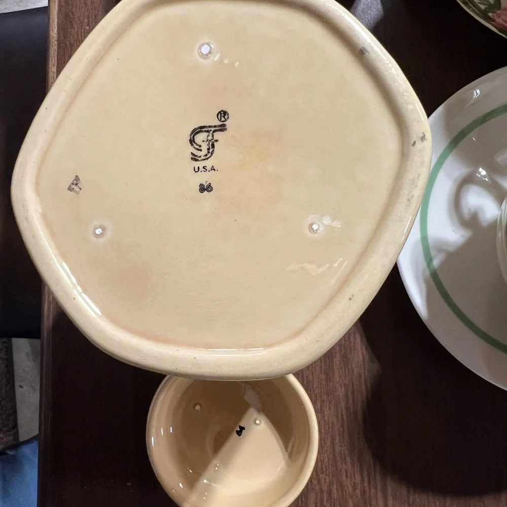 Vintage Tea Canister - Picture 4 of 5